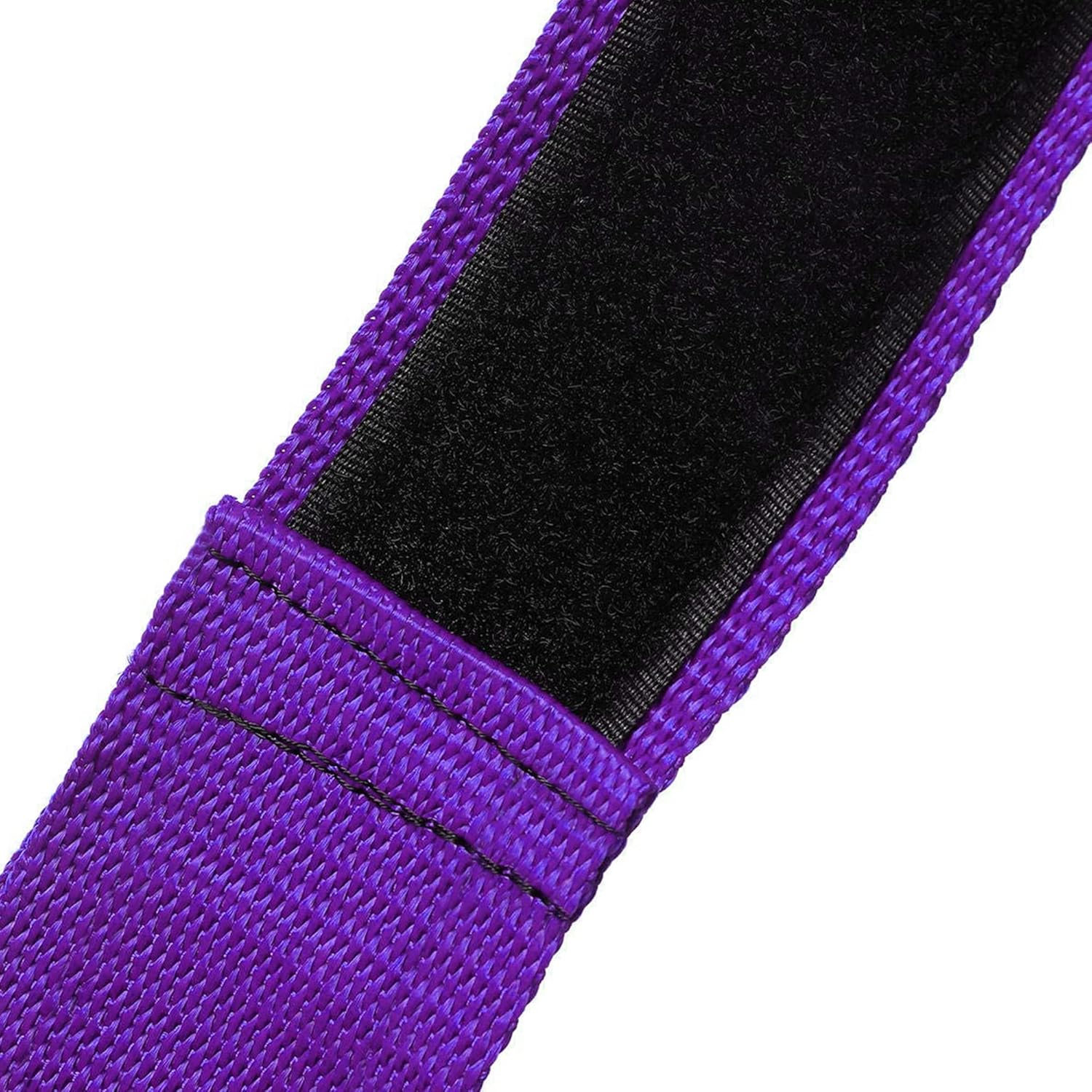 Handles integrated into the Spider Strap system for easy carrying
